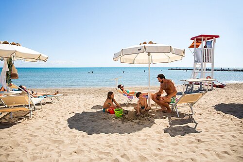 Relaxen am Badestrand in Grado